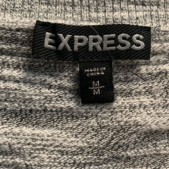Express sweater - Picture 3 of 4